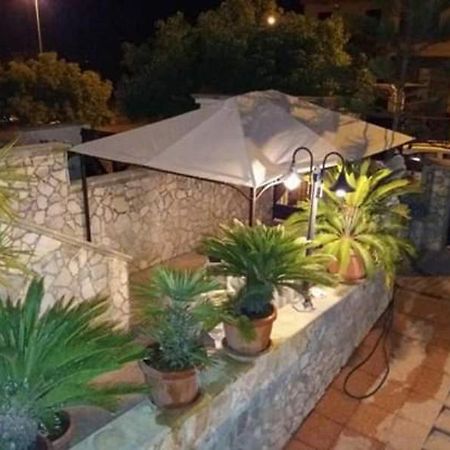 A Casa Di Sonja Bed & Breakfast Галиполи Екстериор снимка