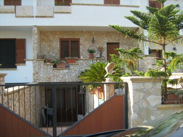 A Casa Di Sonja Bed & Breakfast Галиполи Екстериор снимка