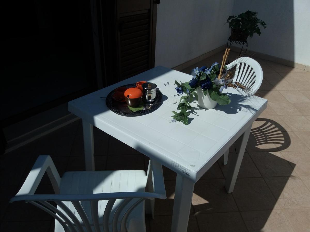 A Casa Di Sonja Bed & Breakfast Галиполи Екстериор снимка